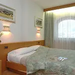 Hotel Comtes De Challant Etico Valle D'aosta 3*