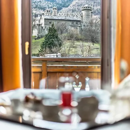 호텔 Comtes De Challant Etico Valle D'aosta 3*