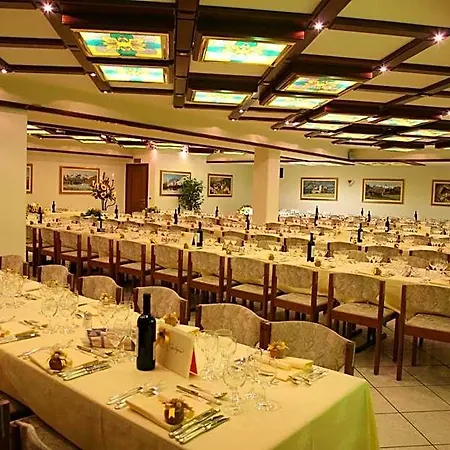 Comtes De Challant Etico Valle D'aosta Hotel Fenis
