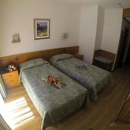 Hotel Comtes De Challant Etico Valle D'aosta 3*