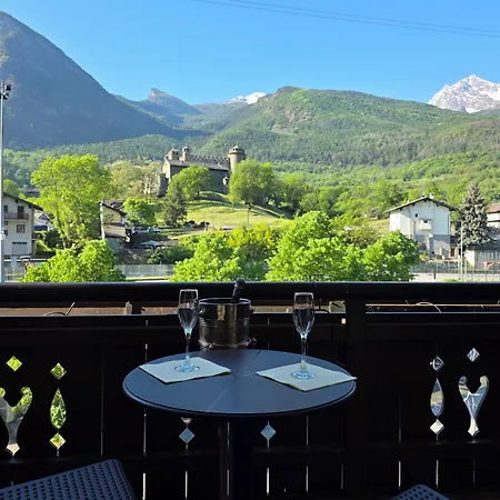 Hotel Comtes De Challant Etico Valle D'aosta 3*