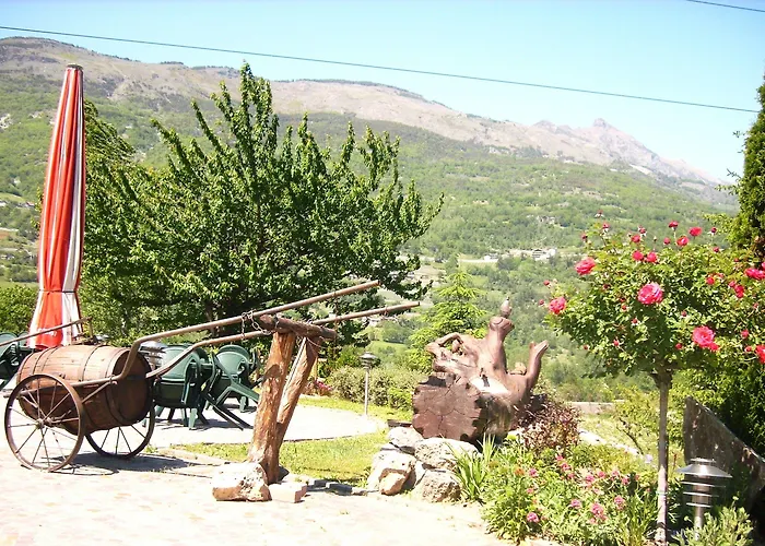 Hotel Comtes De Challant Etico Valle D'aosta Fenis