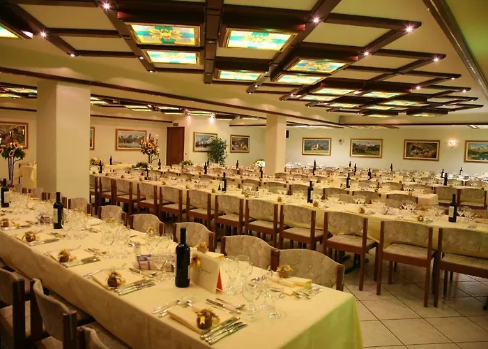 Comtes De Challant Etico Valle D'aosta Отель 3*