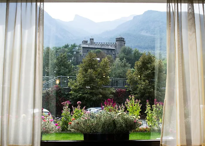 Comtes De Challant Etico Valle D'aosta 3*